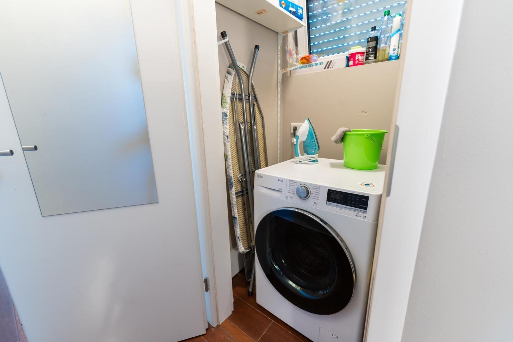 Penthouse Wohnung Mit Schoenem Moselblick In Metternich Koblenz  Bagian luar foto