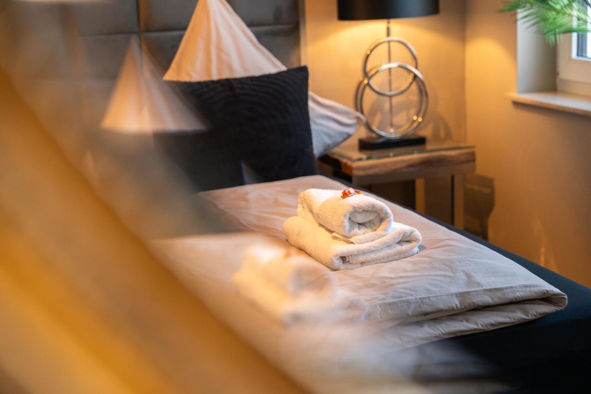 Penthouse Wohnung Mit Schoenem Moselblick In Metternich Koblenz  Bagian luar foto