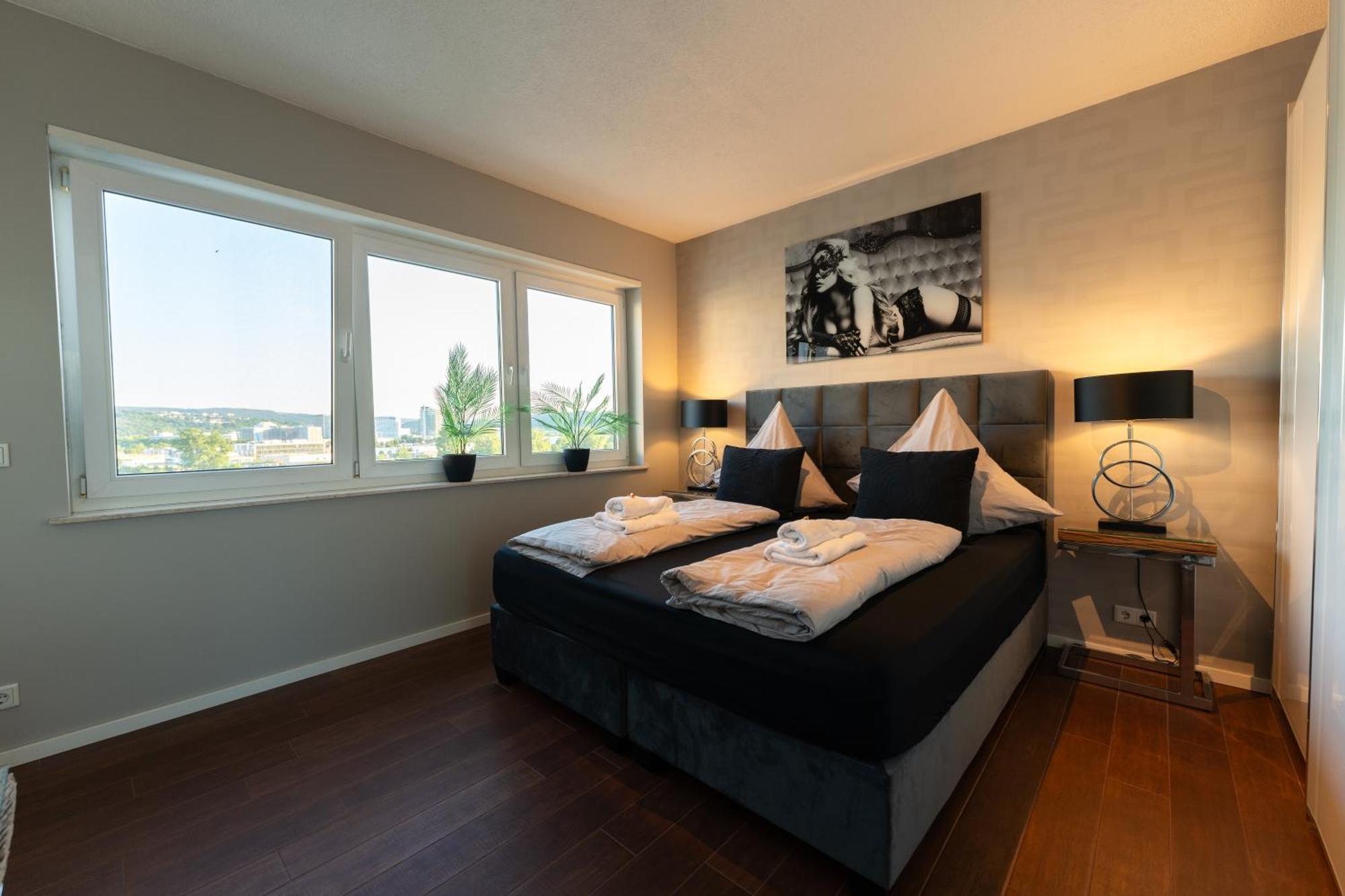 Penthouse Wohnung Mit Schoenem Moselblick In Metternich Koblenz  Bagian luar foto