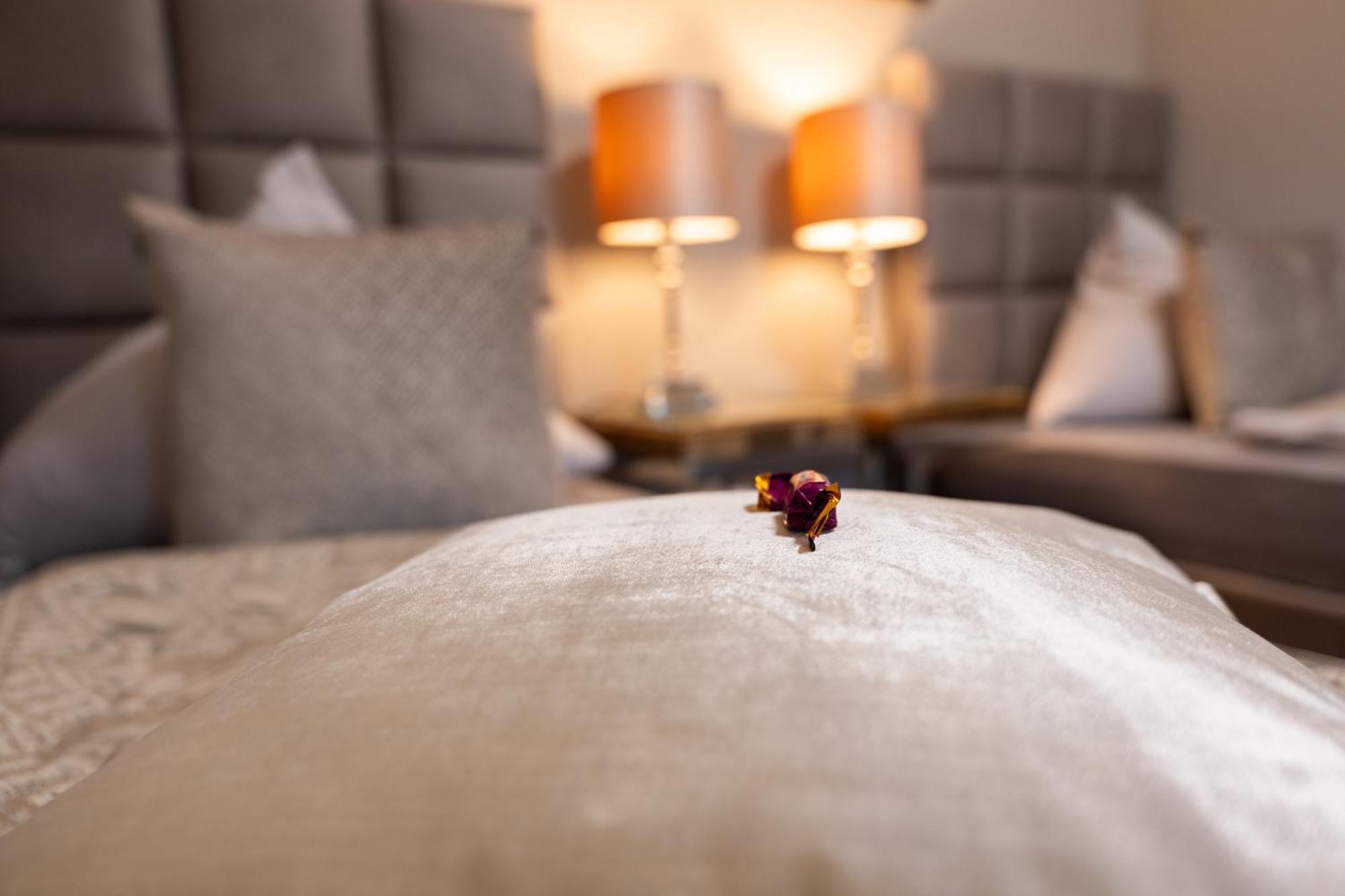 Penthouse Wohnung Mit Schoenem Moselblick In Metternich Koblenz  Bagian luar foto